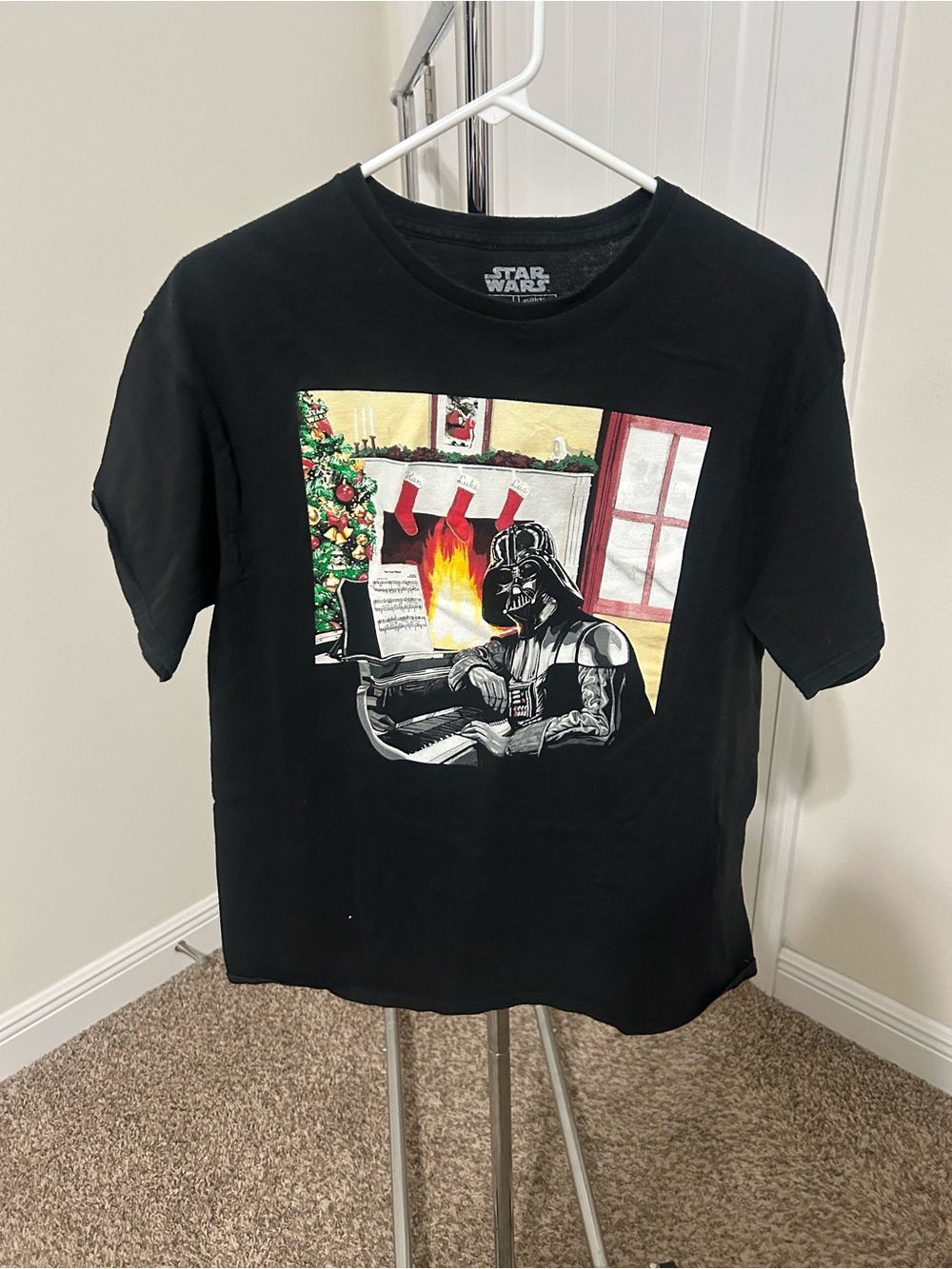 Star Wars Black Graphic Tee with Multicolor Holiday Print